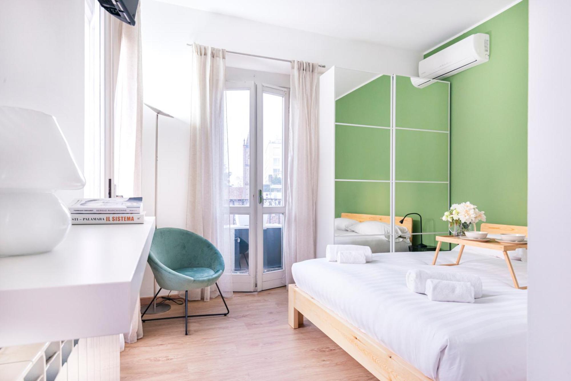 Amazing flat near Duomo&Colonne di San Lorenzo by Easylife Milano Esterno foto