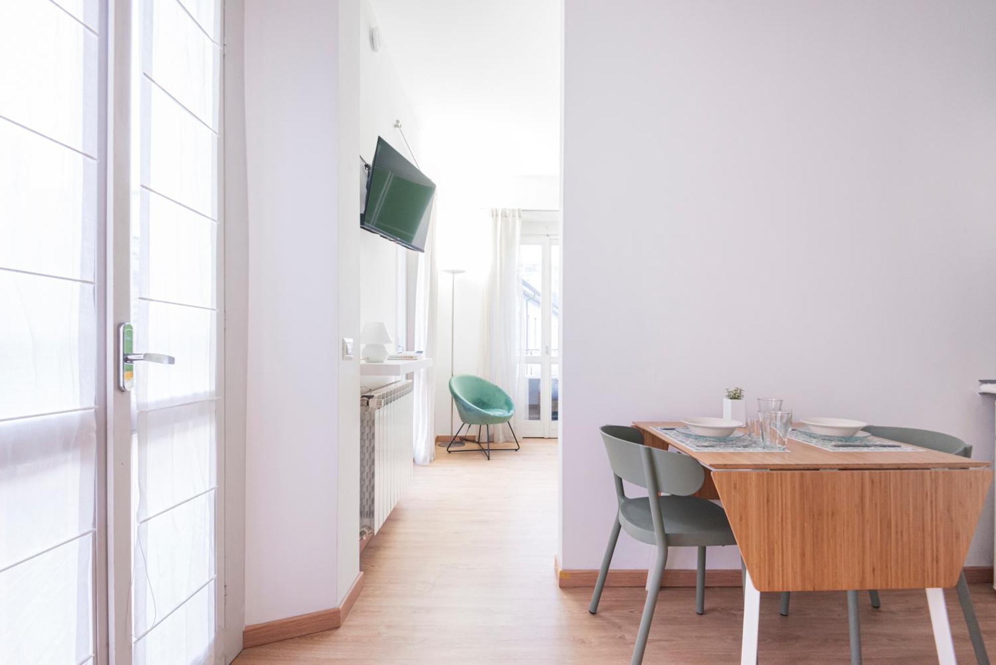 Amazing flat near Duomo&Colonne di San Lorenzo by Easylife Milano Esterno foto